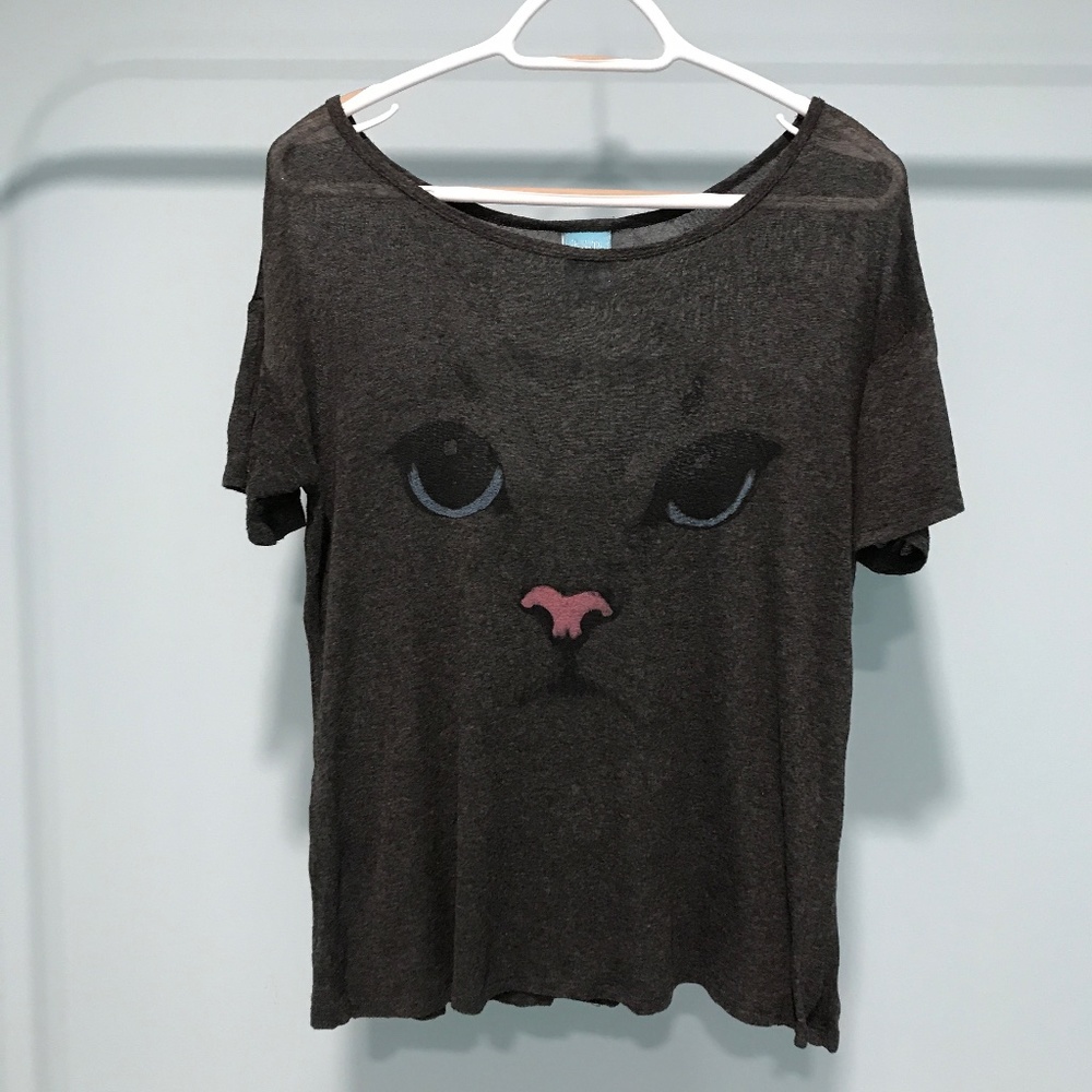 H.I.P. Sheer Grey Cat Face Shirt Size Small